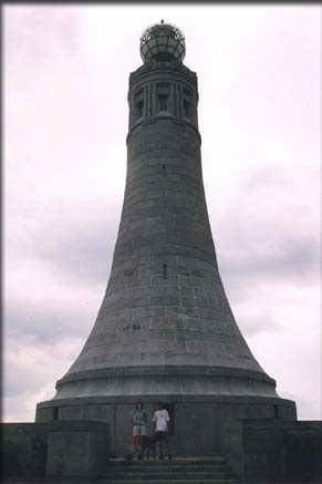 alison-me-greylock-mon-back.jpg (16217 bytes)