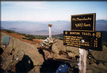trailSign_01.jpg (16890 bytes)