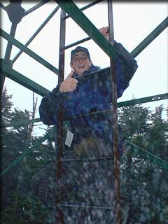 hey_my_packs_still_on.jpg (16406 bytes)